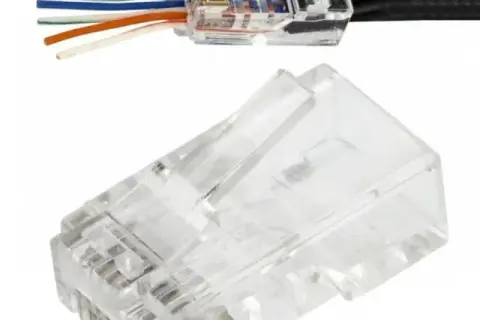 Jak zarobić wtyczkę RJ45 bez zaciskarki? Poradnik awaryjny!