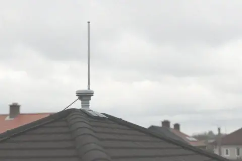 Telewizor nie znajduje kanałów? Oto najczęstsze przyczyny i proste rozwiązania!