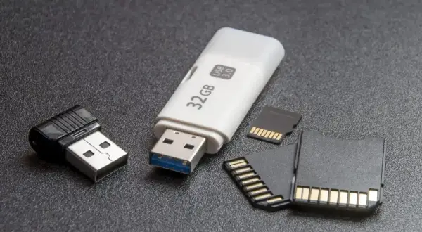 Pendrive: FAT32, NTFS, exFAT? Wybierz idealny system plików!