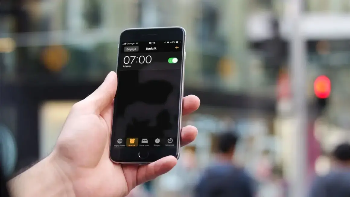 iPhone: Głośność budzika za głośna lub cichnie? Mamy rozwiązanie!