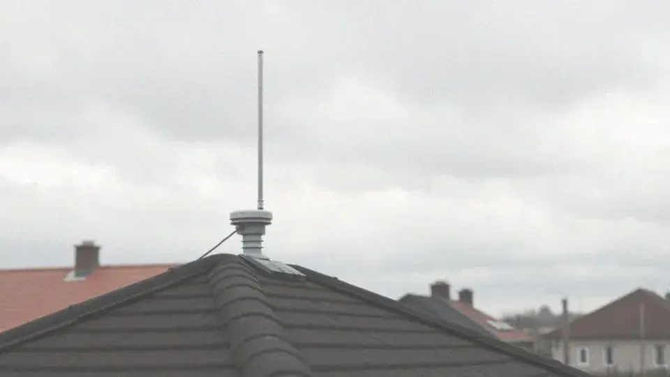 Telewizor nie znajduje kanałów? Oto najczęstsze przyczyny i proste rozwiązania!